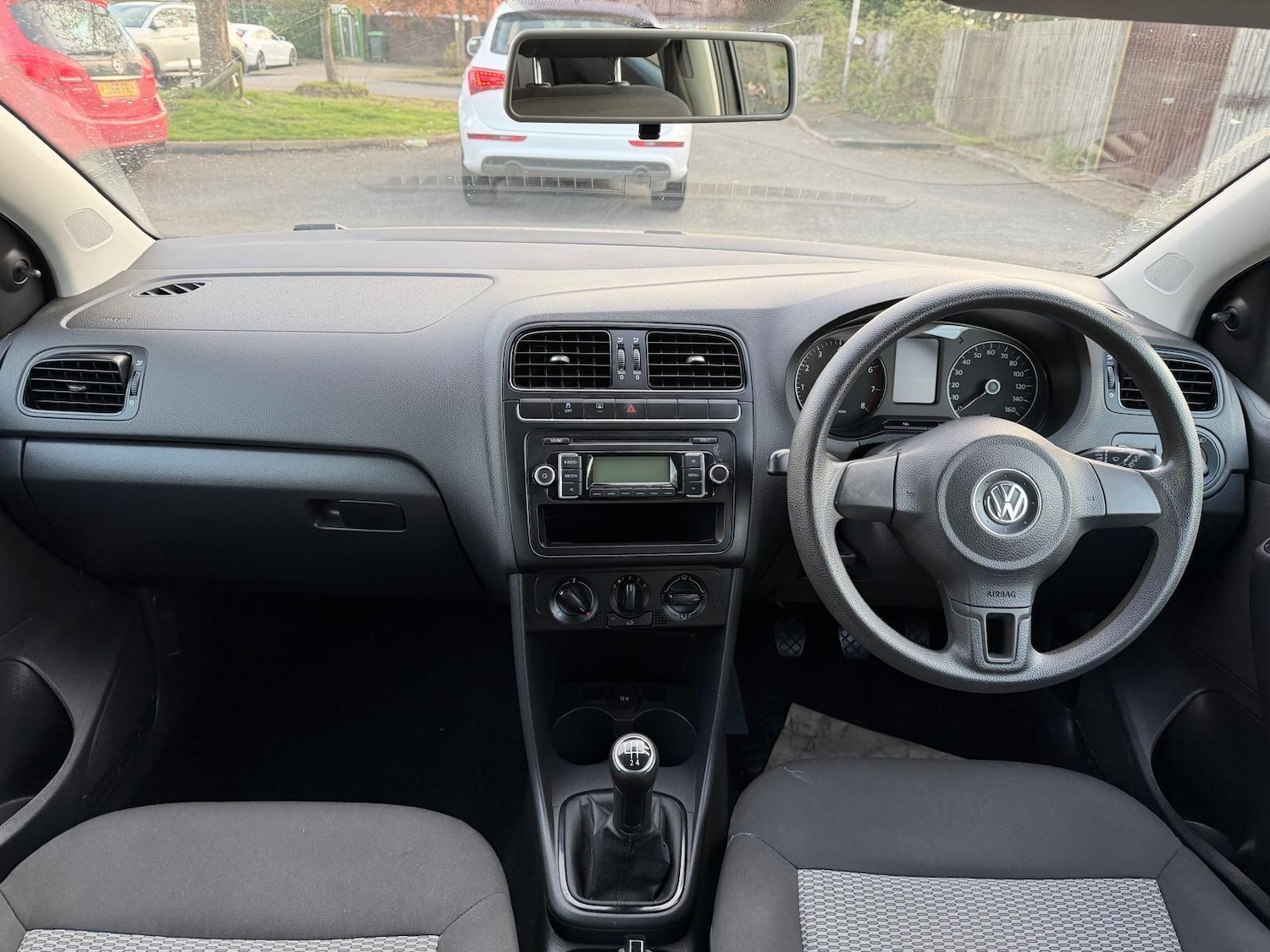 Used Volkswagen Polo 2010 for sale - 78170099: Photo 9