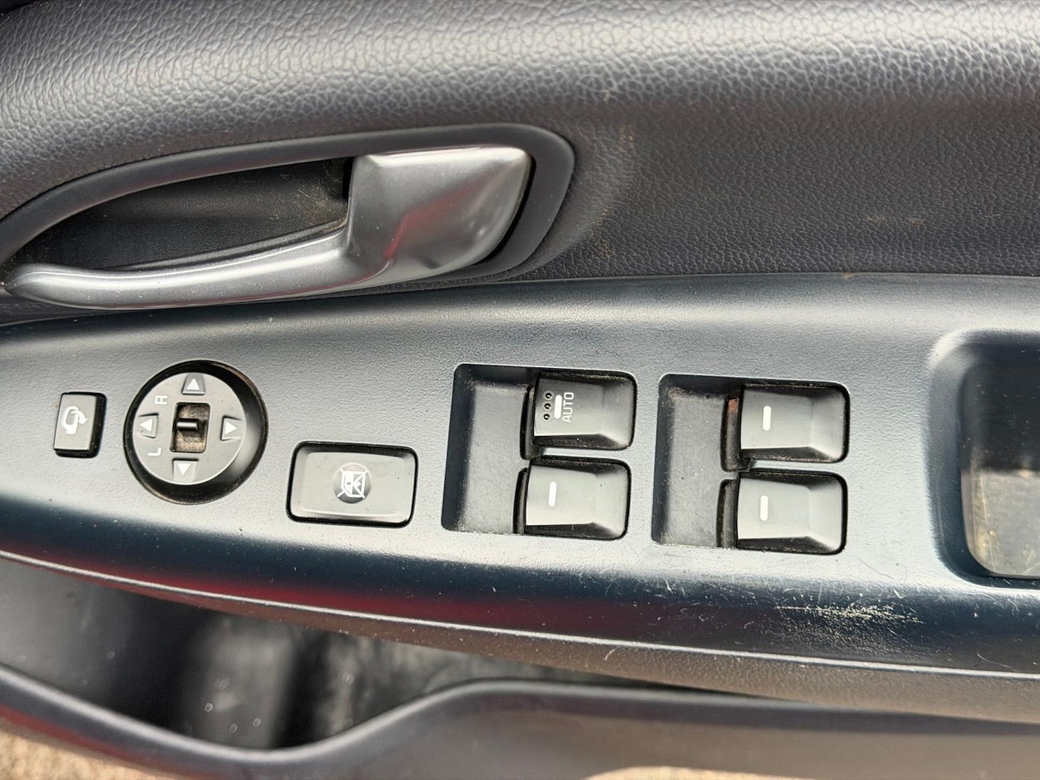 Used Kia Rio for sale - 77084399: Photo 27