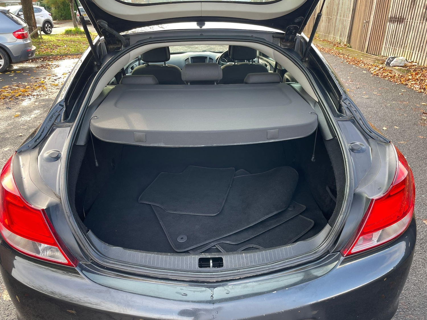 Used Vauxhall Insignia 2012 for sale - 76408376: Photo 36