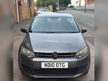 Used Volkswagen Polo 2010 for sale - 79520923: Photo