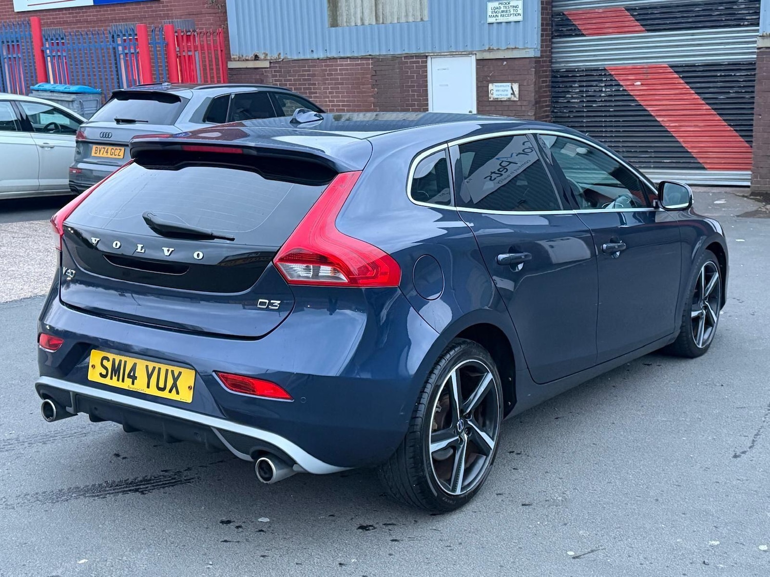 Used Volvo V40 2014 for sale - 77321054: Photo 10