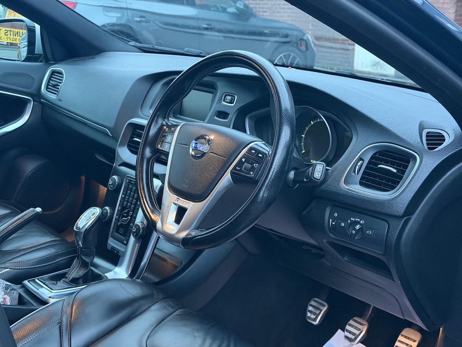 Used Volvo V40 2014 for sale - 77321054: Photo 14