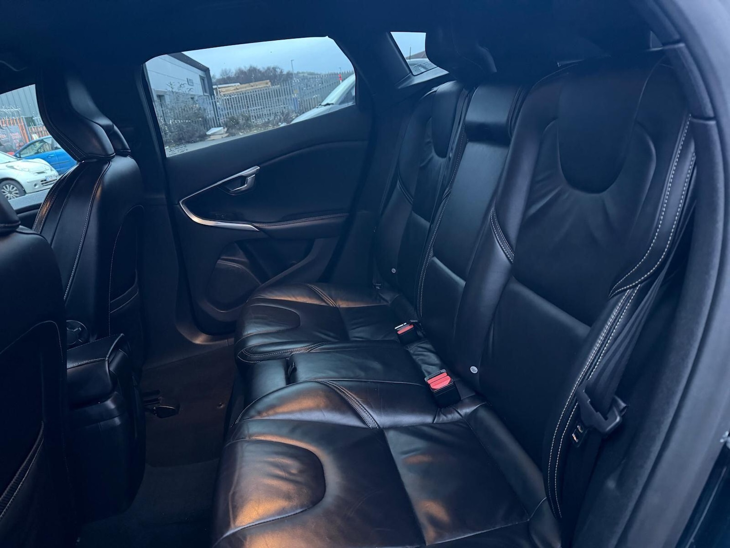 Used Volvo V40 2014 for sale - 77321054: Photo 19