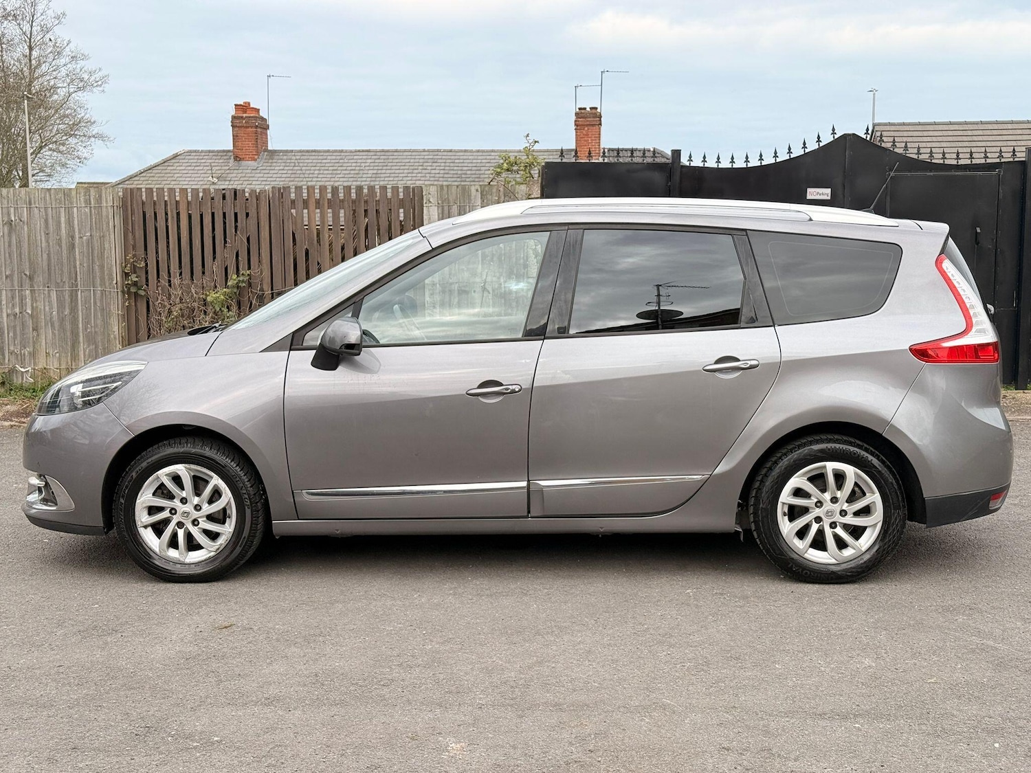 Used Renault Grand Scenic 2016 for sale - 78099988: Photo 15