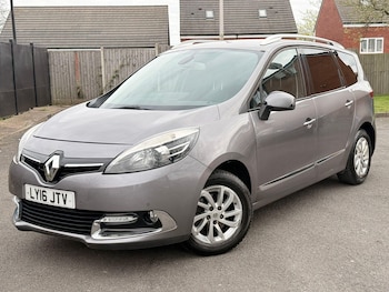 Used Renault Grand Scenic 2016 for sale - 78099988: Photo