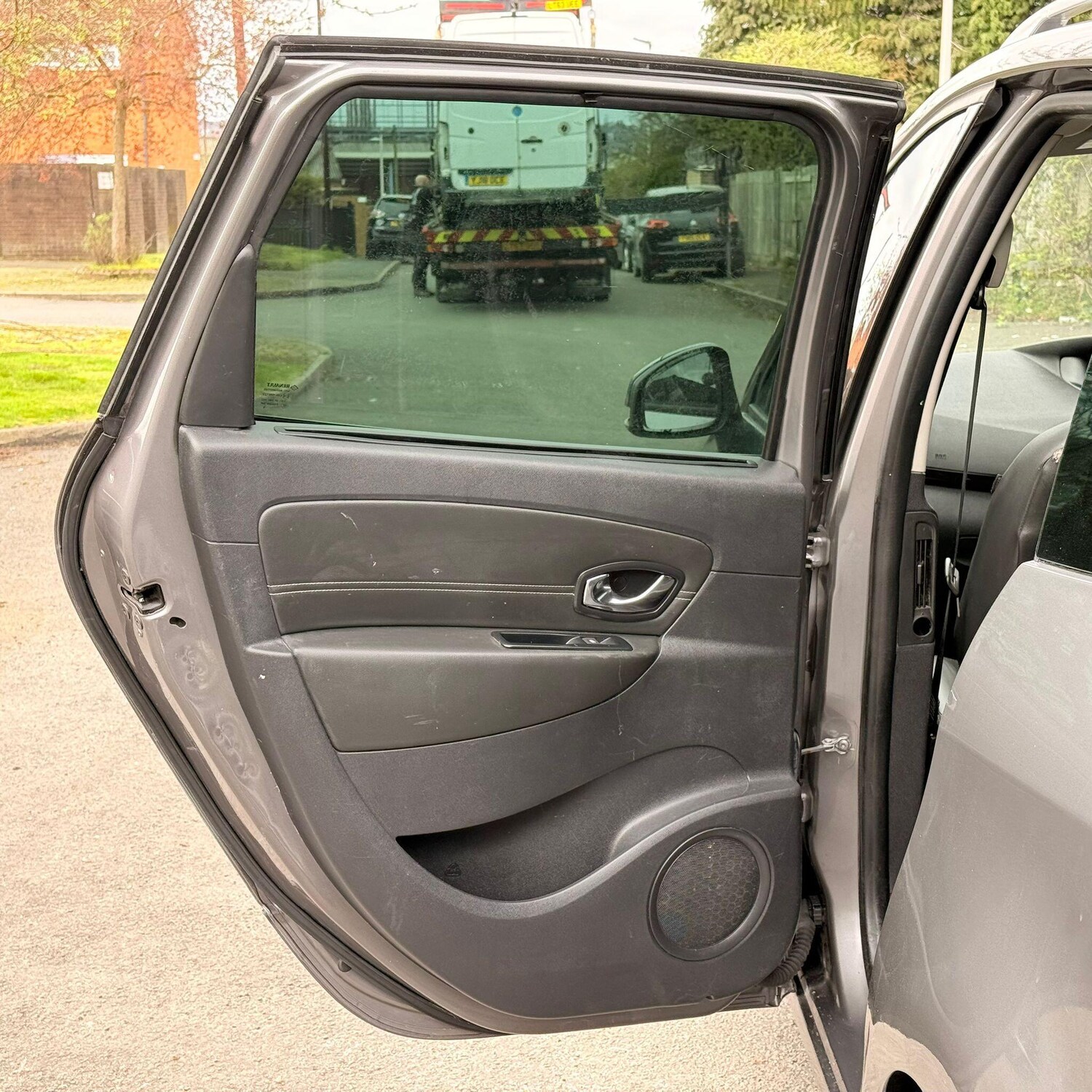 Used Renault Grand Scenic 2016 for sale - 78099988: Photo 32