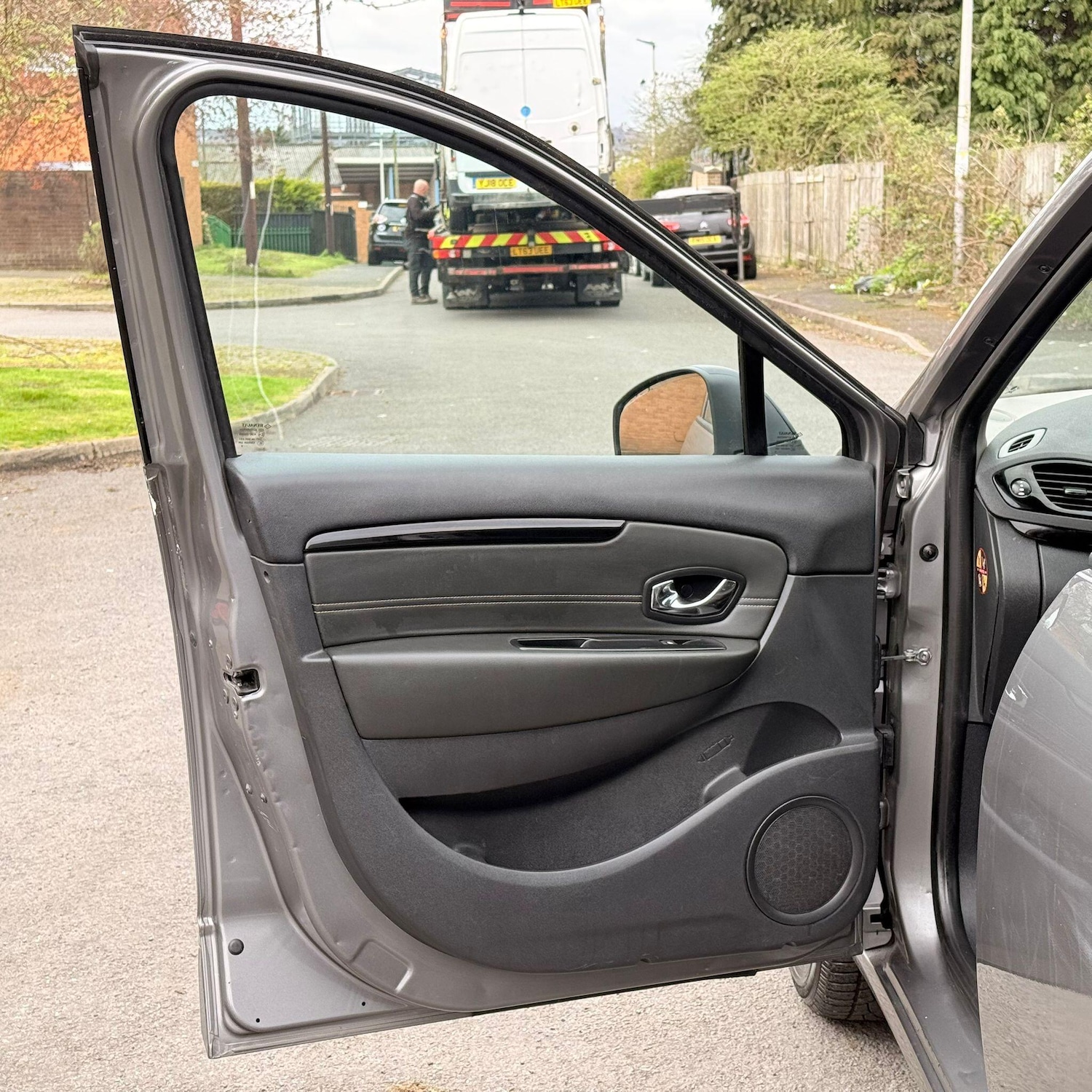 Used Renault Grand Scenic 2016 for sale - 78099988: Photo 33