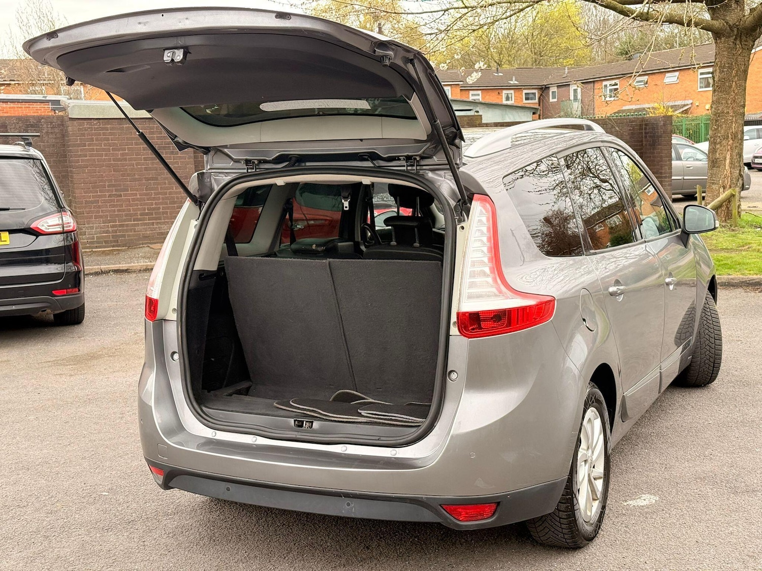 Used Renault Grand Scenic 2016 for sale - 78099988: Photo 37