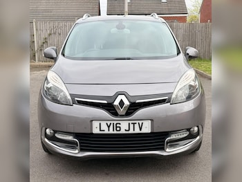 Used Renault Grand Scenic 2016 for sale - 78099988: Photo