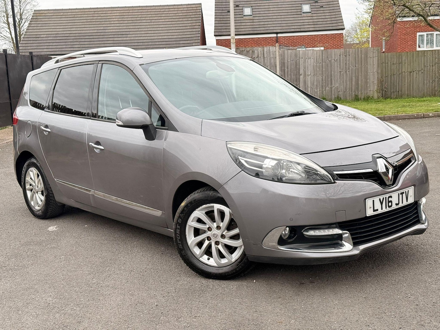 Used Renault Grand Scenic 2016 for sale - 78099988: Photo 6
