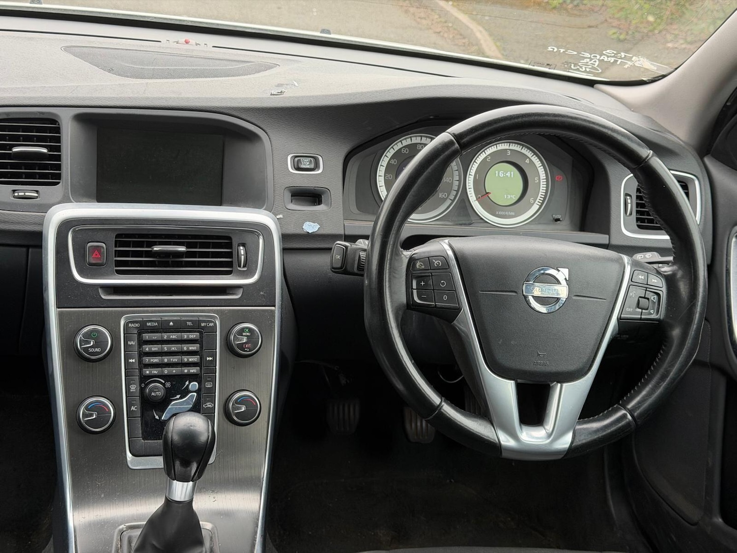 Used Volvo V60 2012 for sale - 77993966: Photo 12