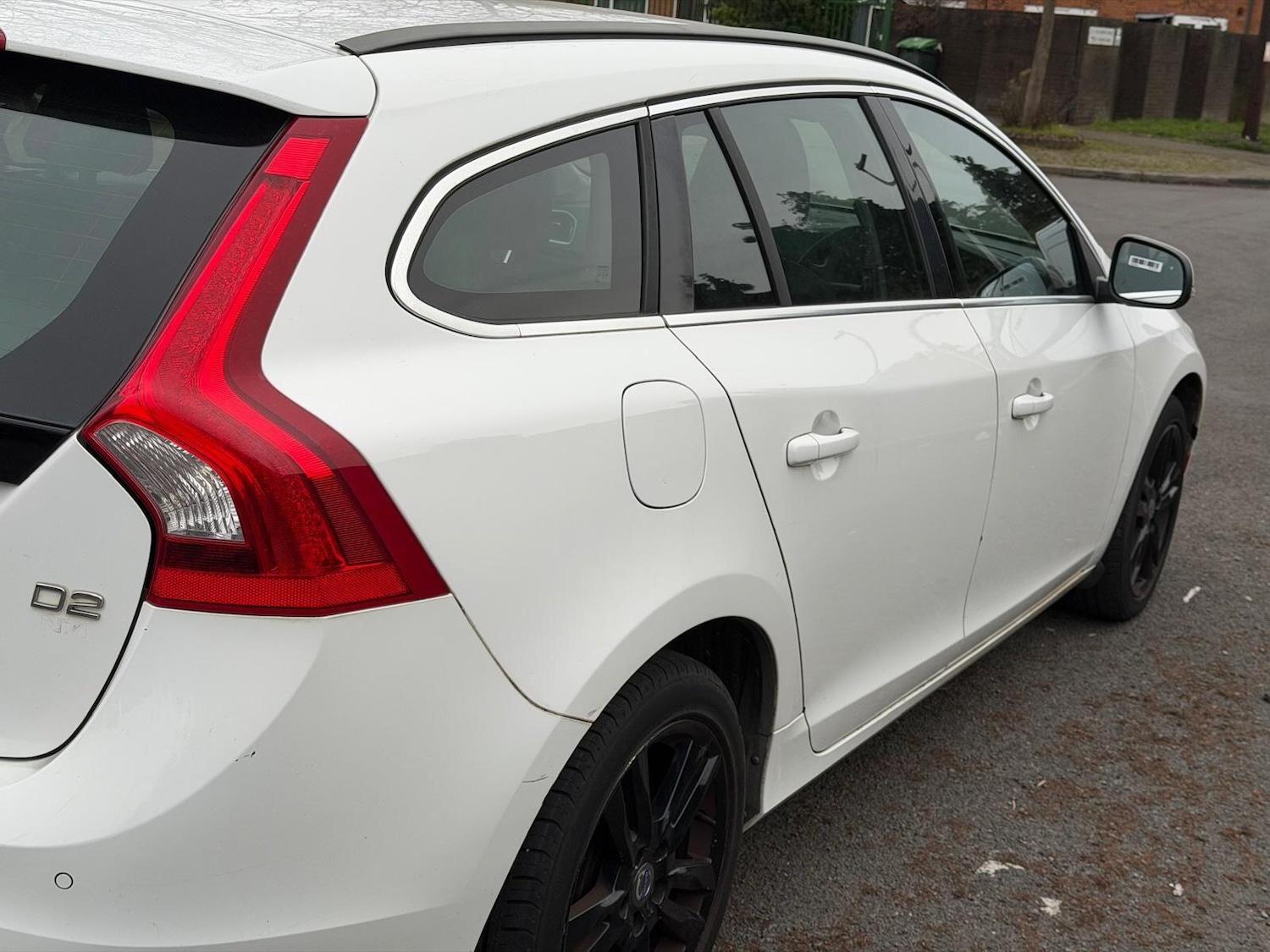 Used Volvo V60 2012 for sale - 77993966: Photo 9
