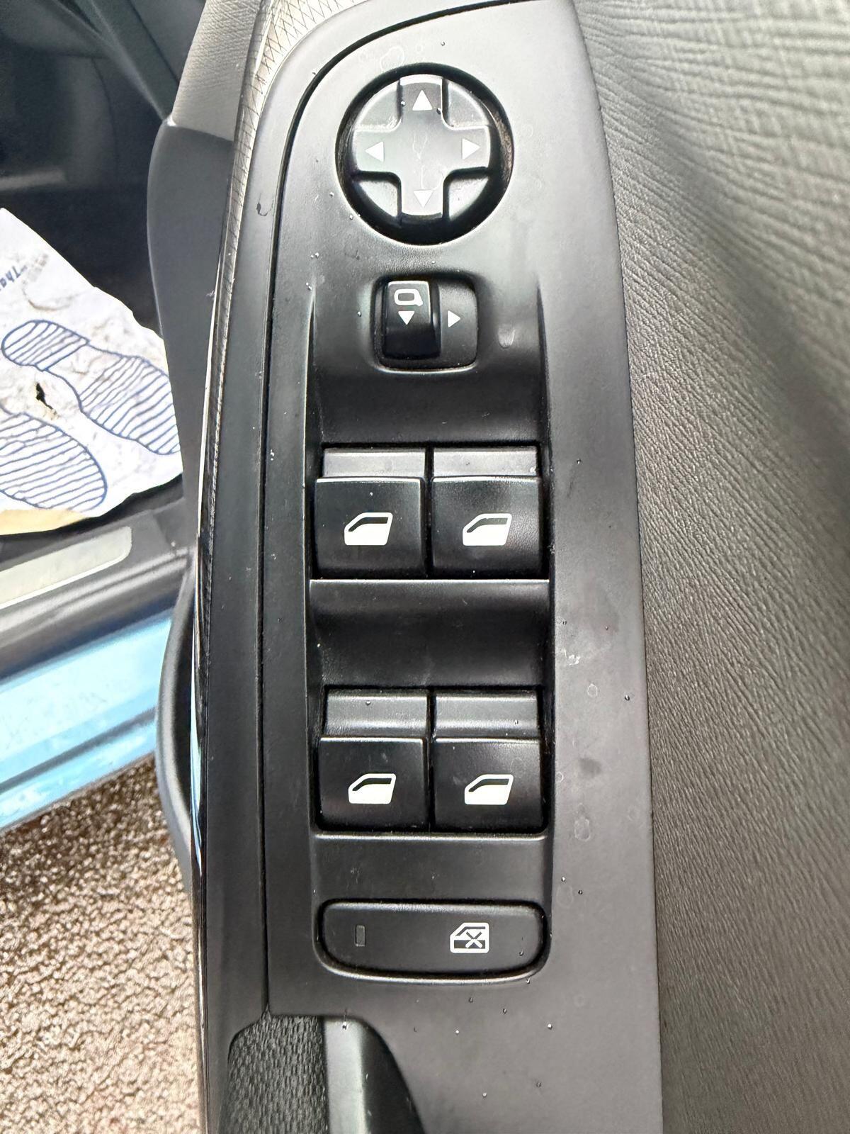 Used Citroen C4 Grand Picasso 2015 for sale - 77468180: Photo 25