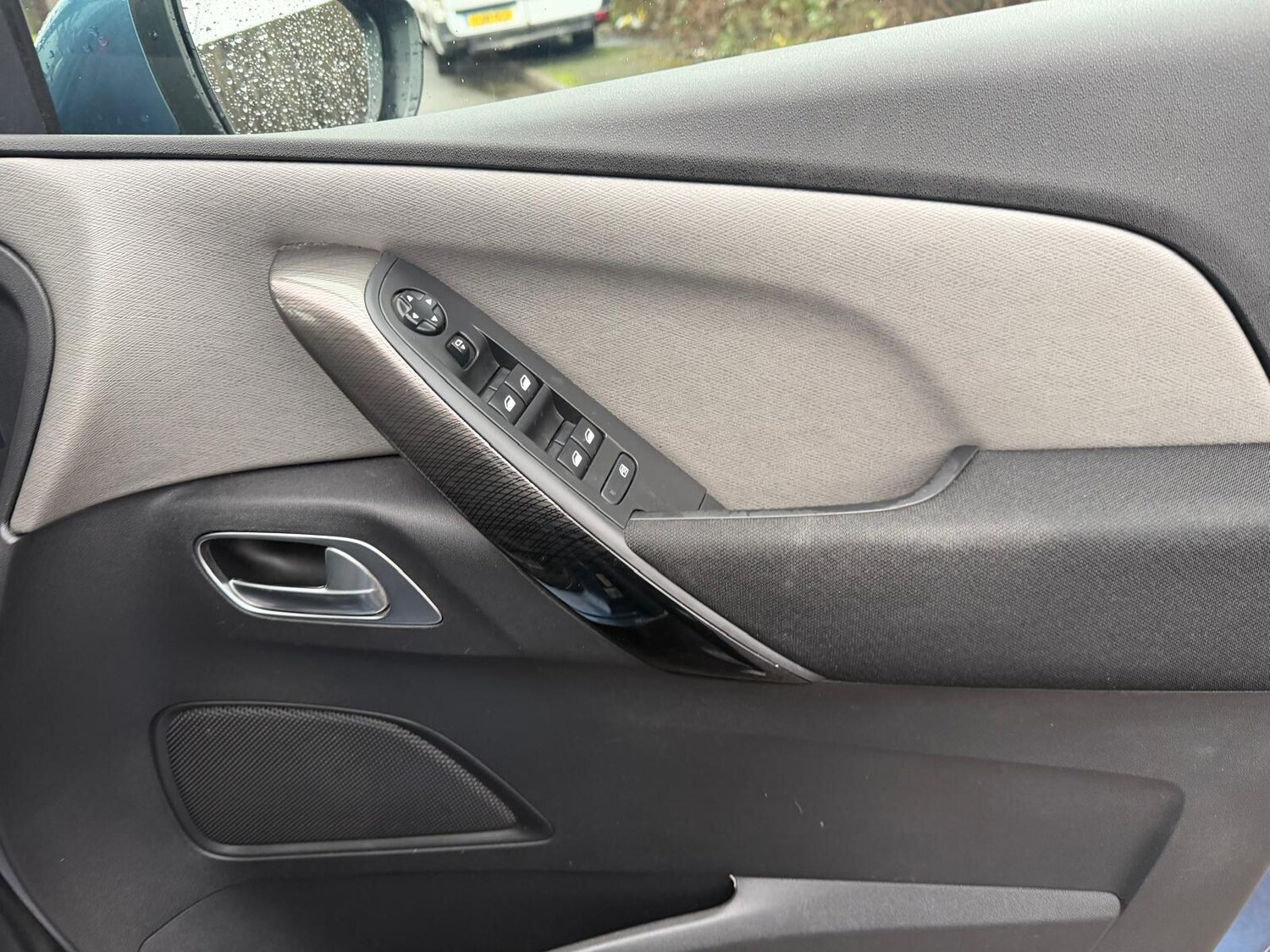 Used Citroen C4 Grand Picasso 2015 for sale - 77468180: Photo 27