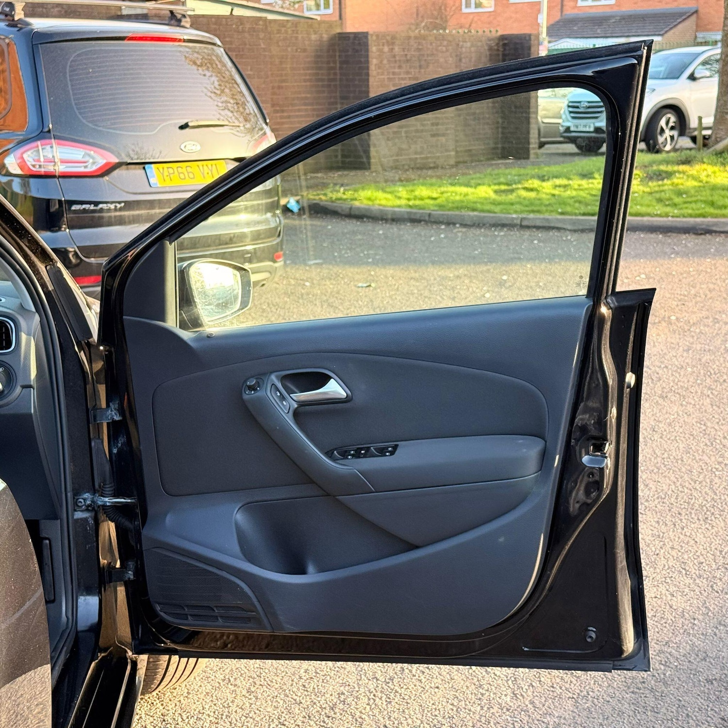 Used Volkswagen Polo 2012 for sale - 78204838: Photo 28