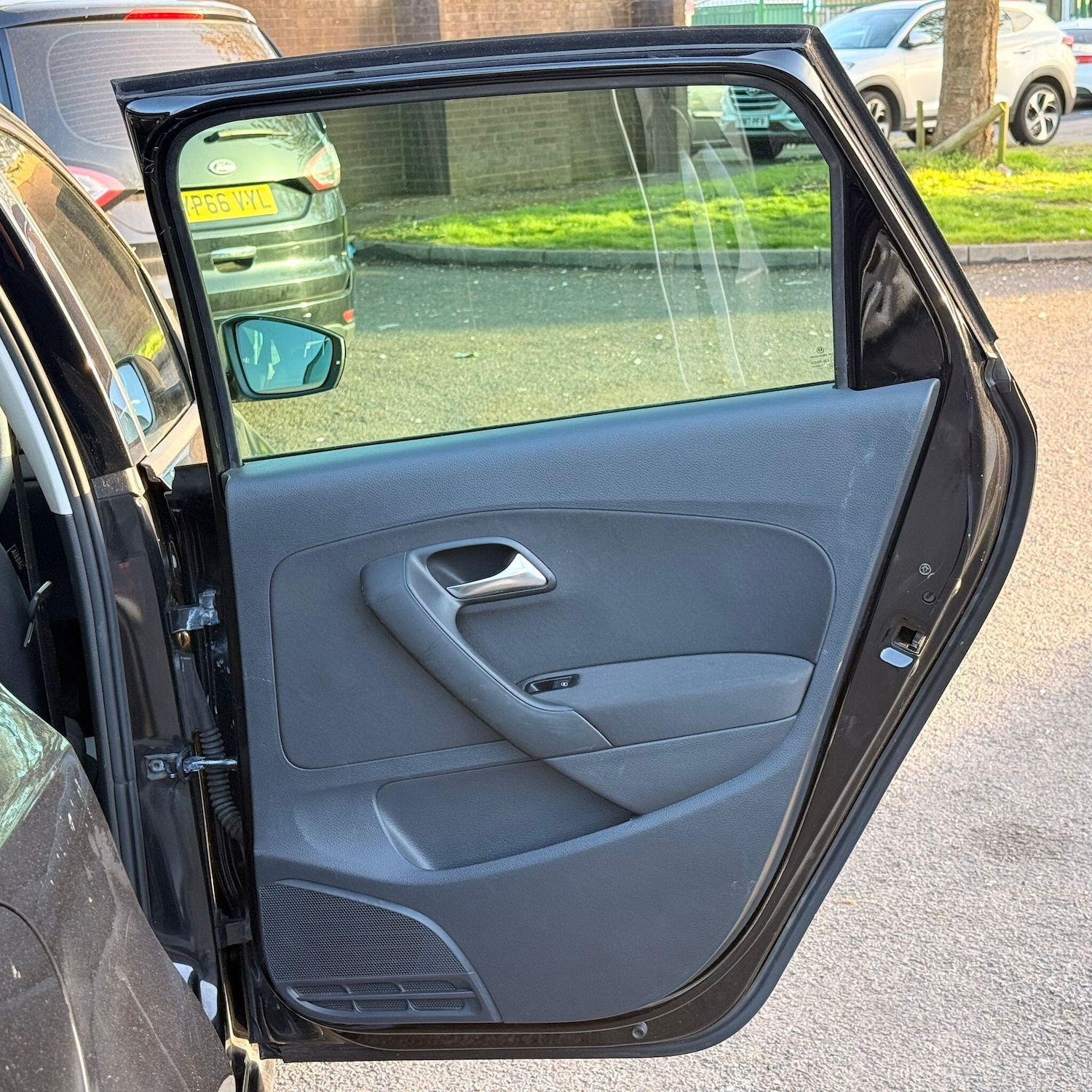 Used Volkswagen Polo 2012 for sale - 78204838: Photo 29