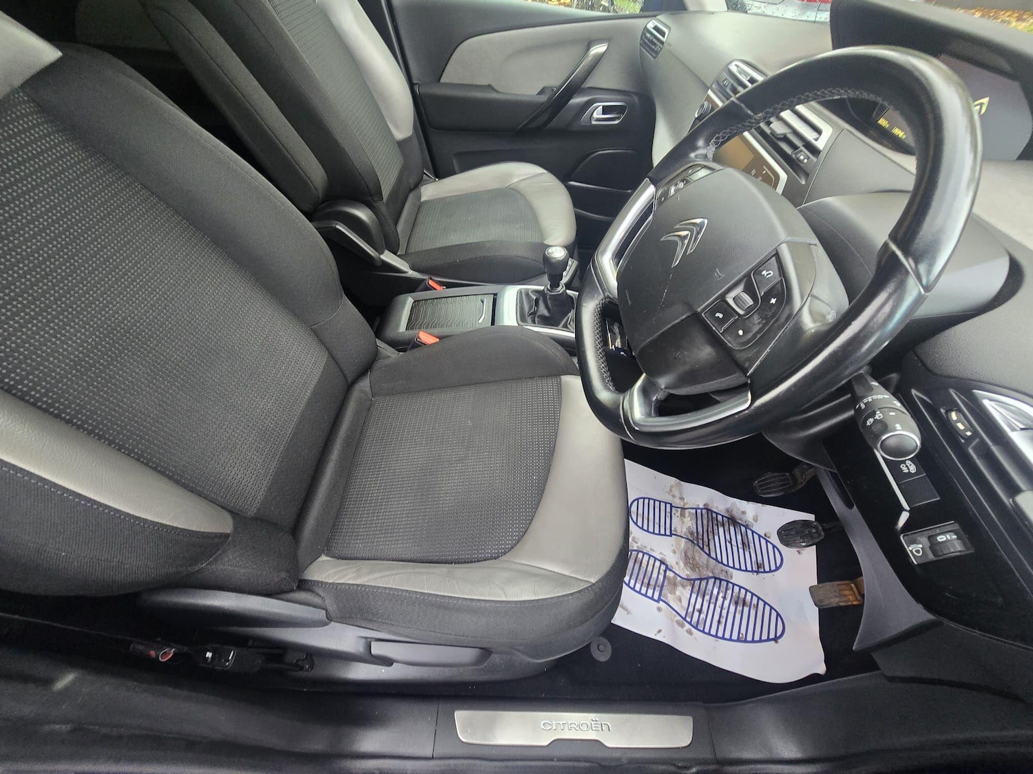 Used Citroen C4 Grand Picasso 2017 for sale - 76380581: Photo 28