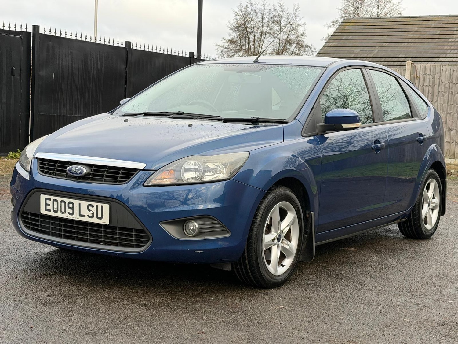 Used Ford Focus 2009 for sale - 77057304: Photo 3