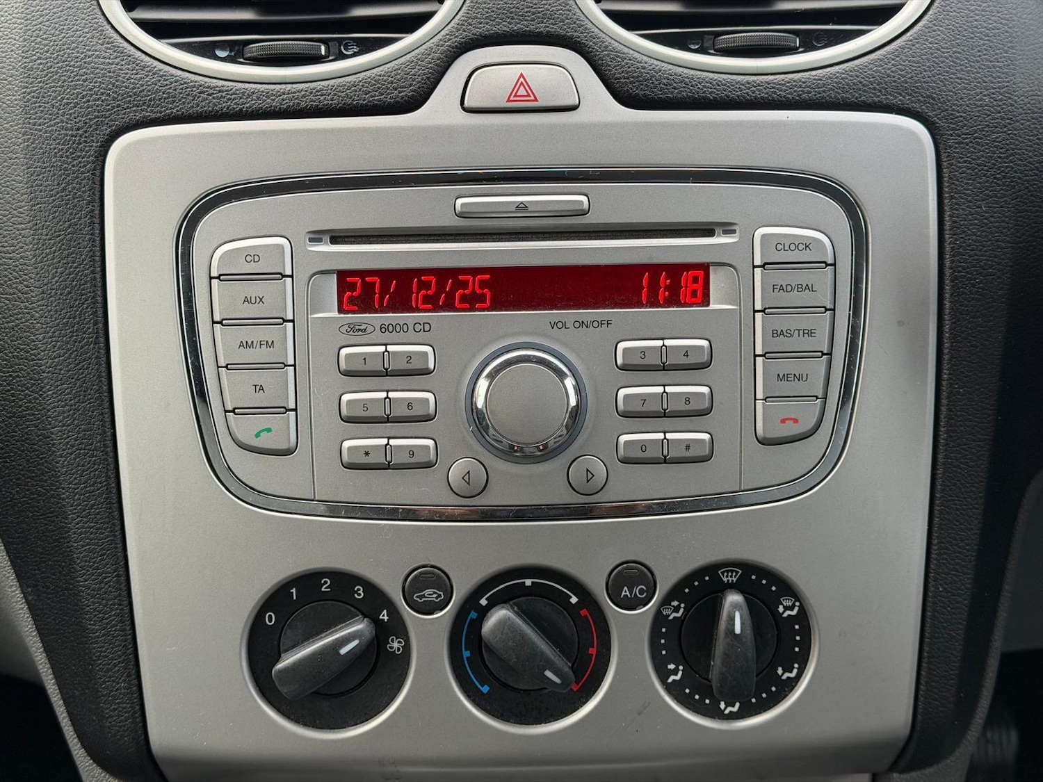 Used Ford Focus 2009 for sale - 77057304: Photo 34