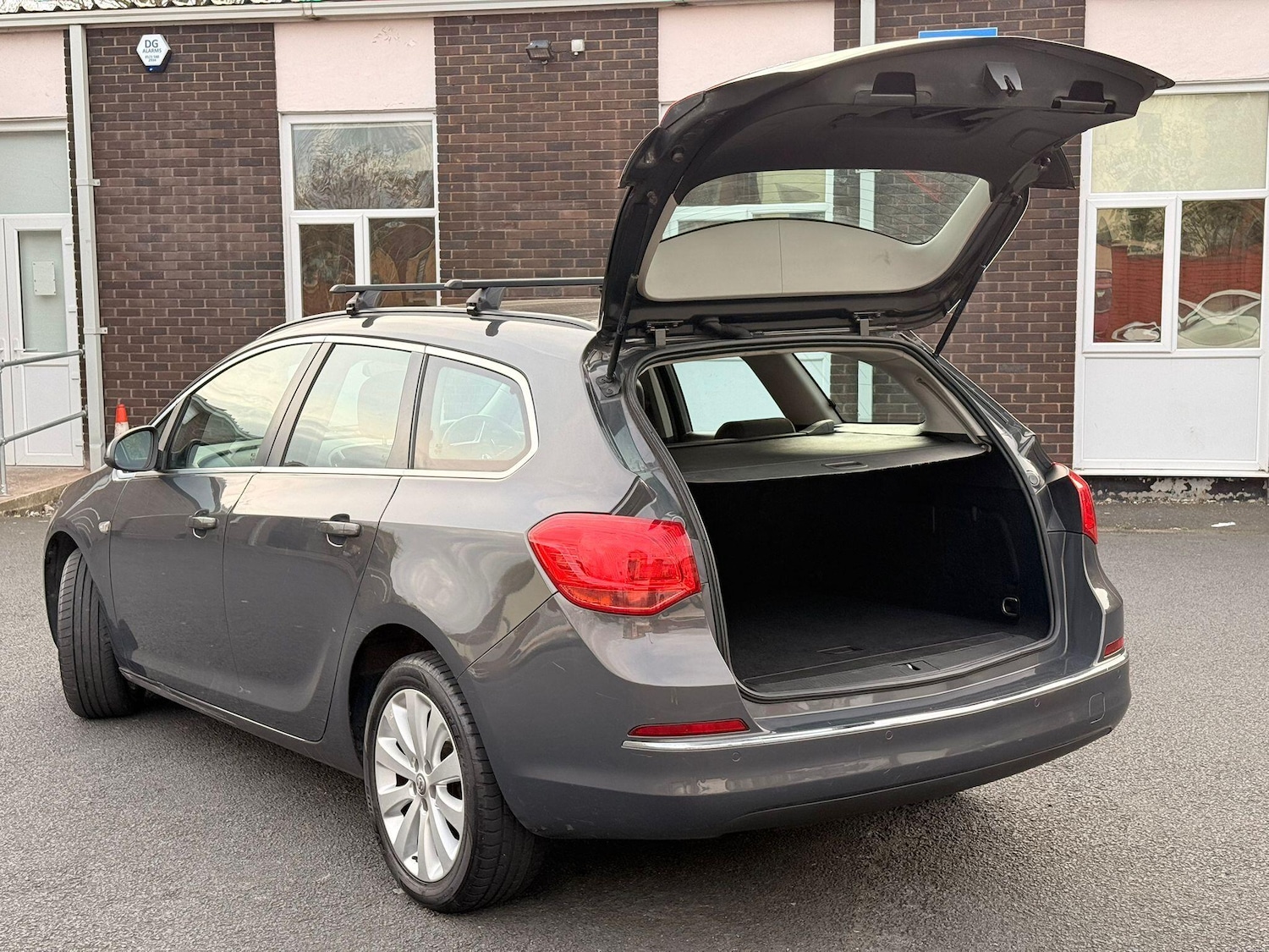 Used Vauxhall Astra for sale - 78135963: Photo 10