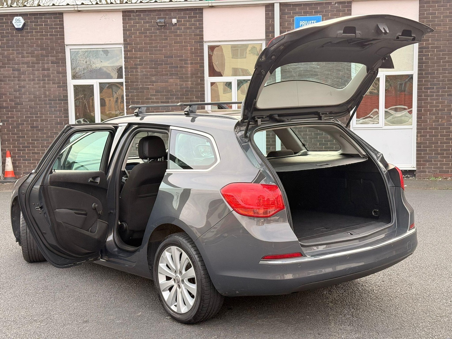 Used Vauxhall Astra for sale - 78135963: Photo 9