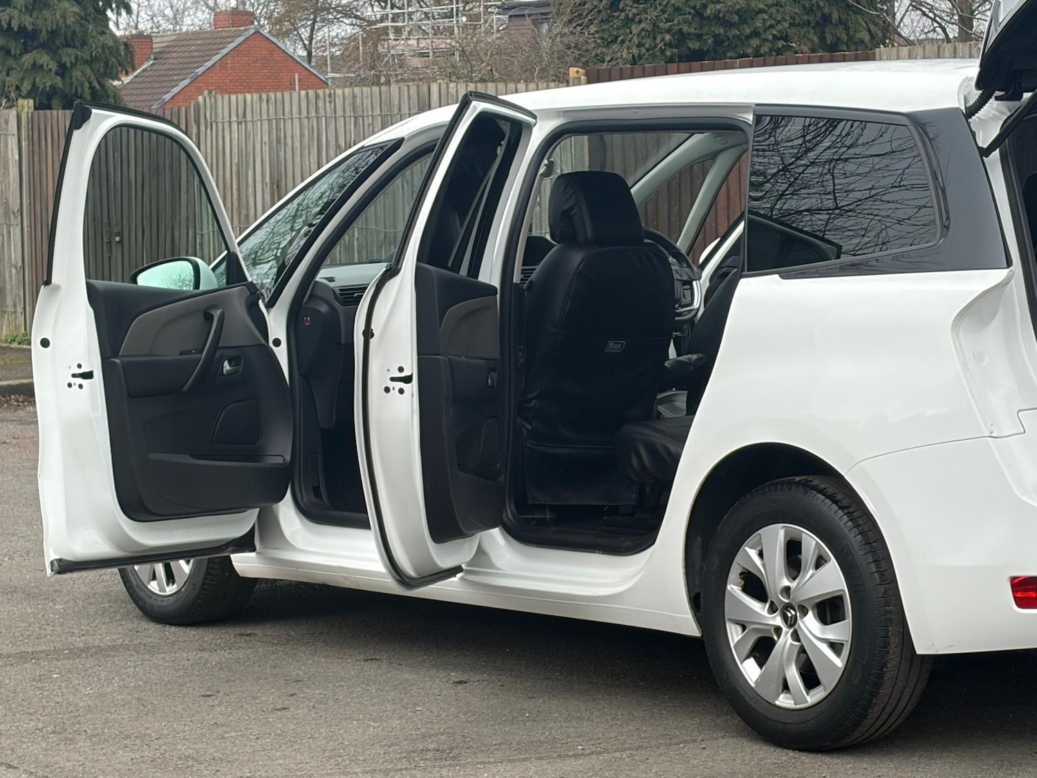 Used Citroen Grand C4 Picasso 2016 for sale - 77838699: Photo 21