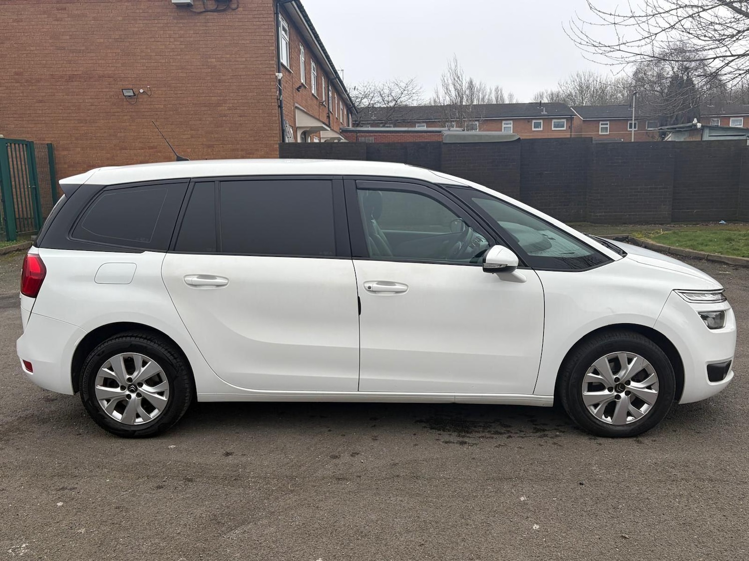 Used Citroen Grand C4 Picasso 2016 for sale - 77838699: Photo 32