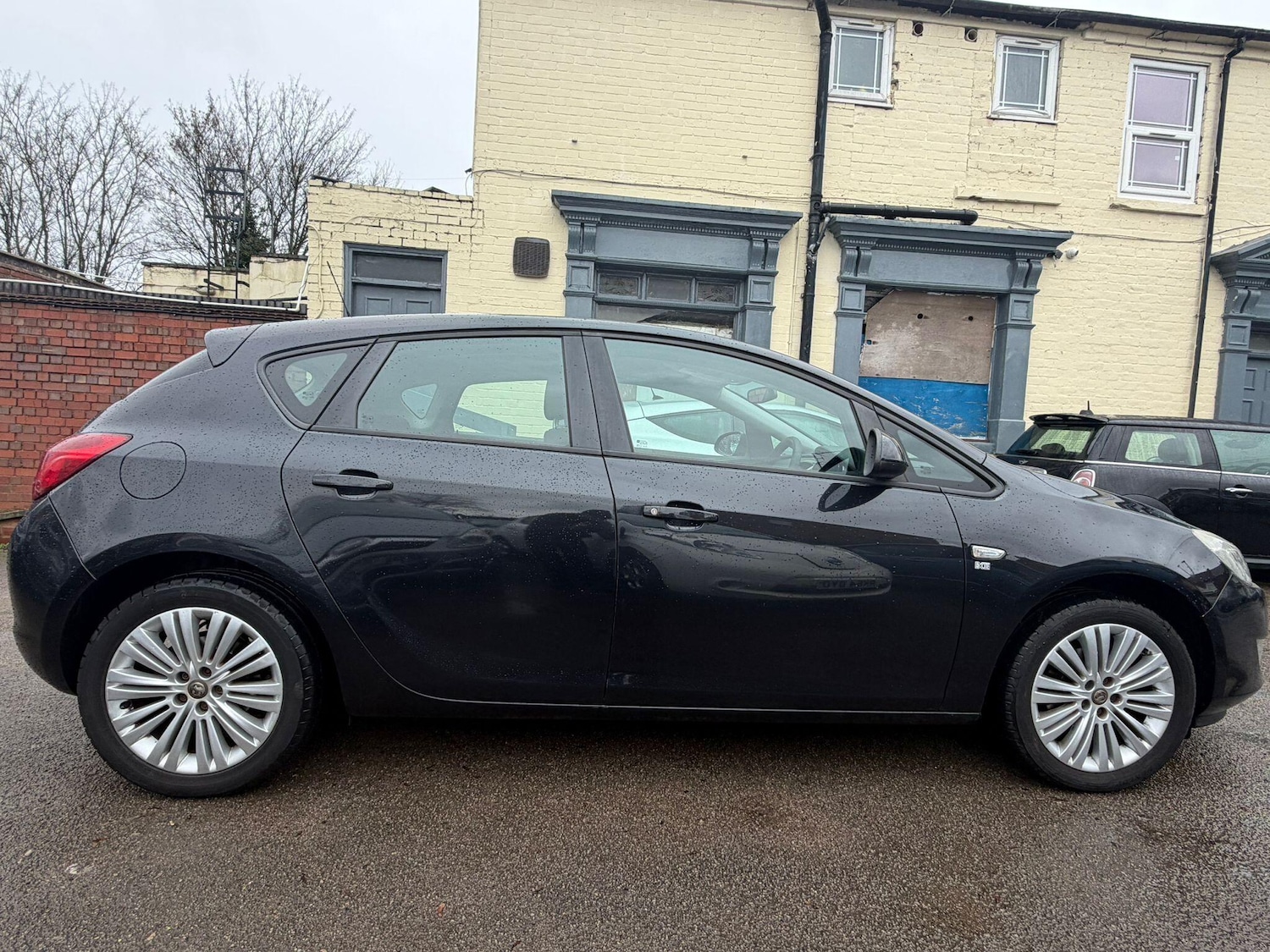 Used Vauxhall Astra 2011 for sale - 76964640: Photo 10