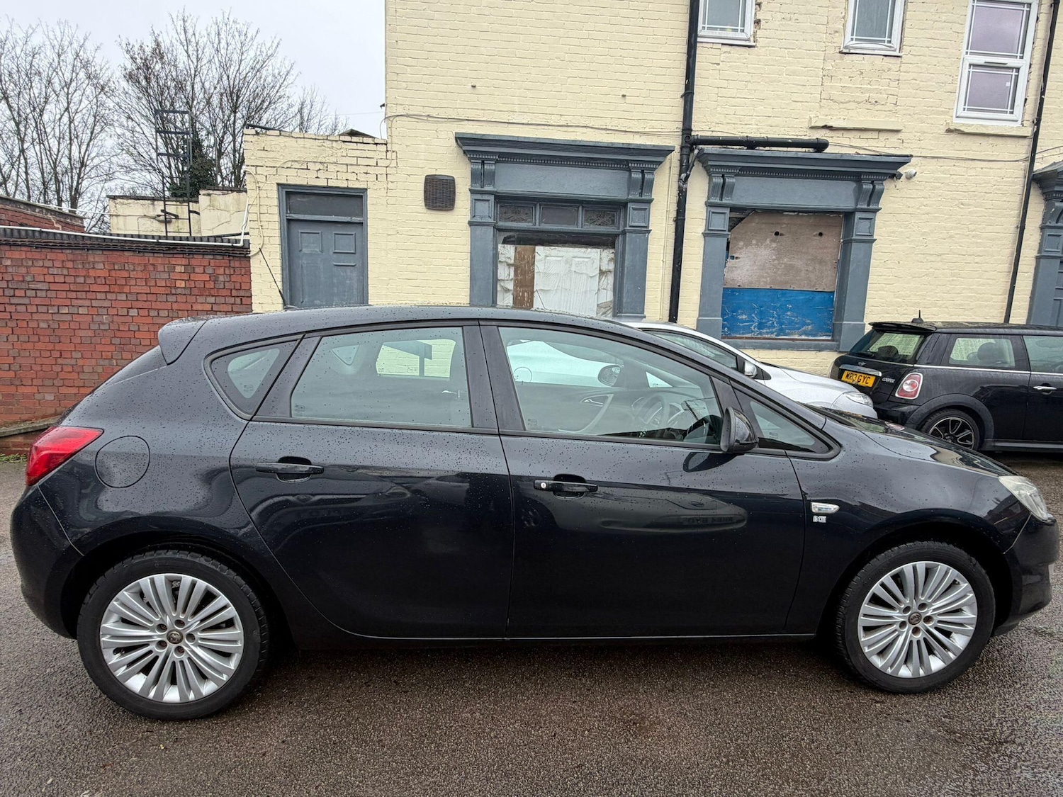 Used Vauxhall Astra 2011 for sale - 76964640: Photo 24