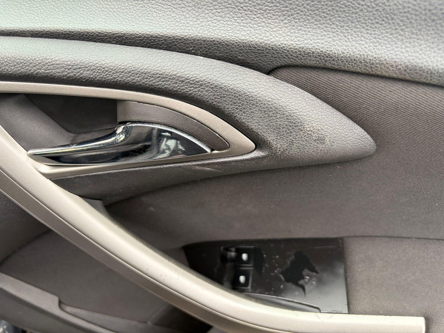 Used Vauxhall Astra 2011 for sale - 76964640: Photo 29