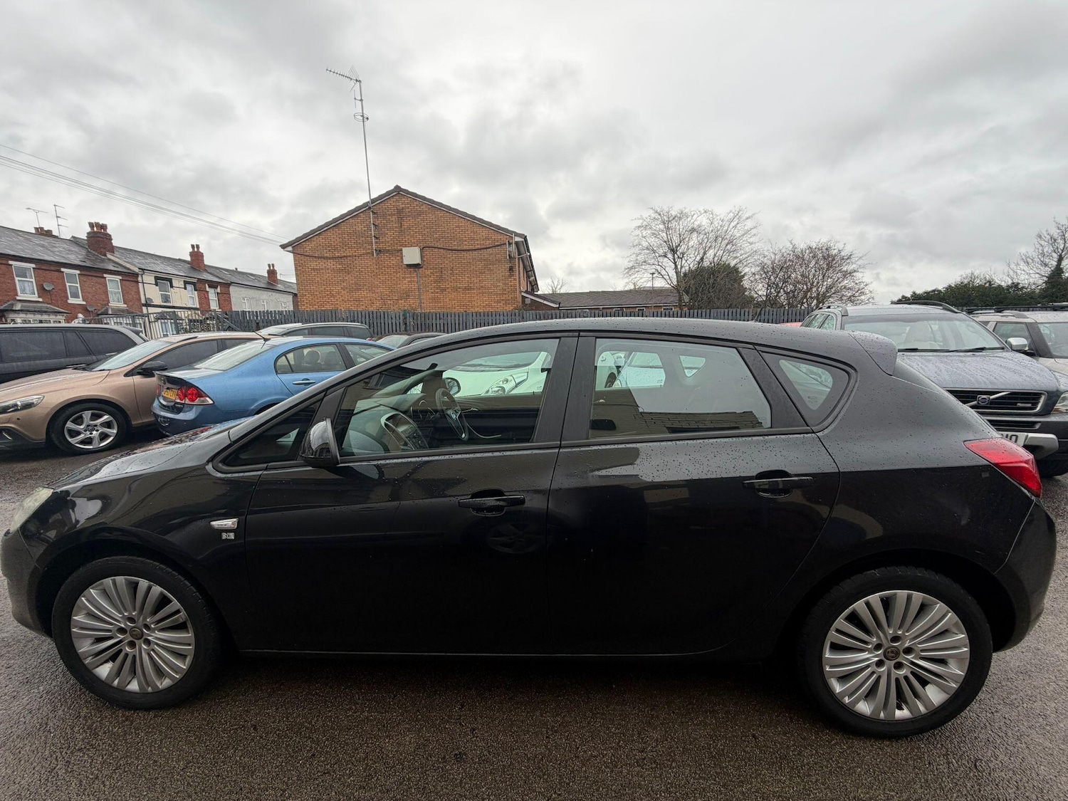 Used Vauxhall Astra 2011 for sale - 76964640: Photo 31