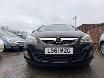 Used Vauxhall Astra 2011 for sale - 76964640: Photo