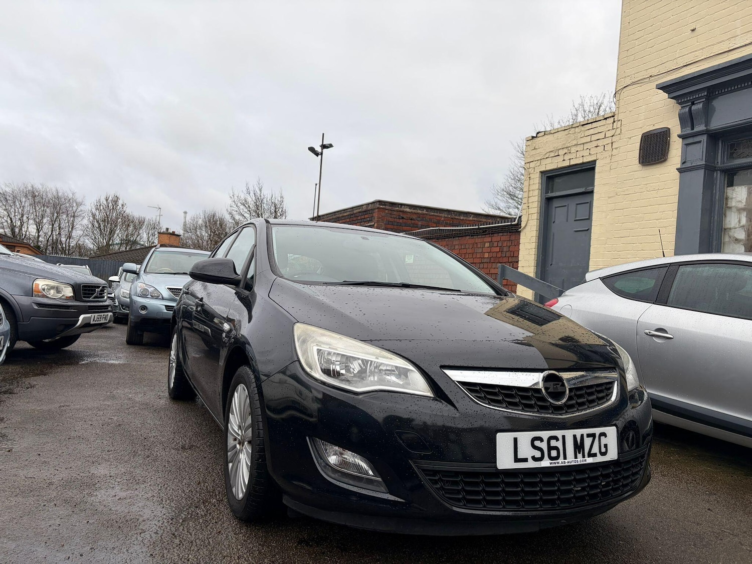 Used Vauxhall Astra 2011 for sale - 76964640: Photo 5