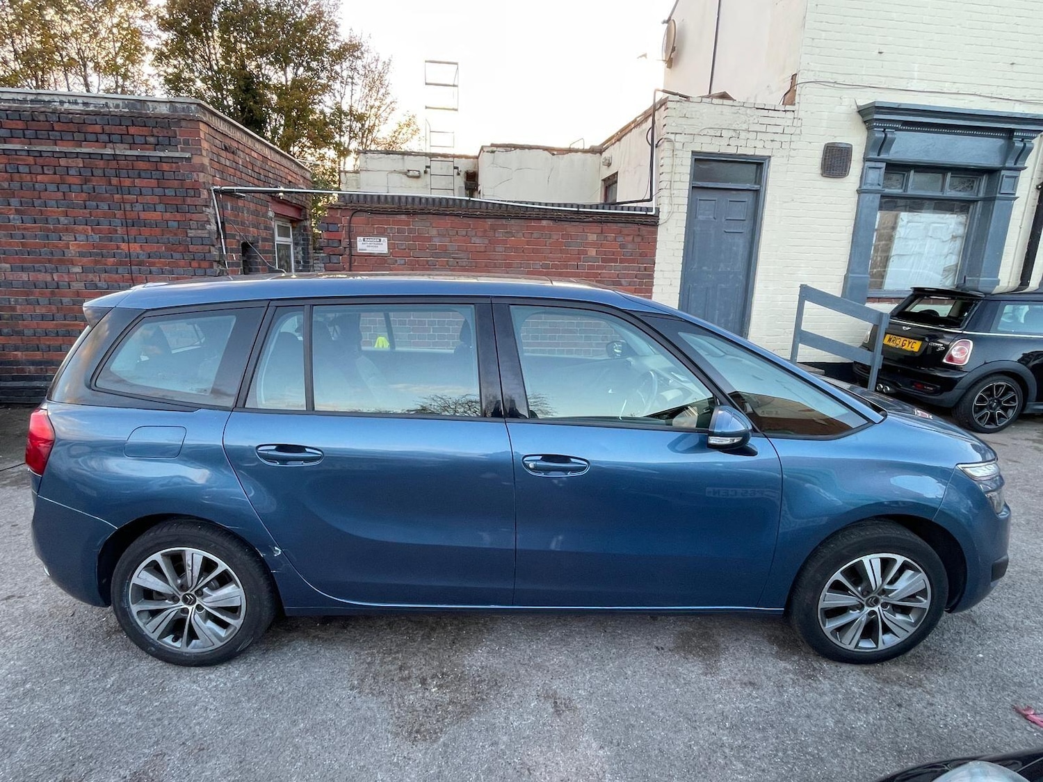 Used Citroen C4 Grand Picasso 2015 for sale - 76398161: Photo 17