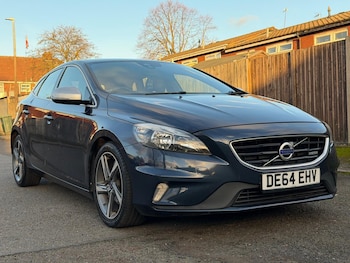 Used Volvo V40 2014 for sale - 77082029: Photo