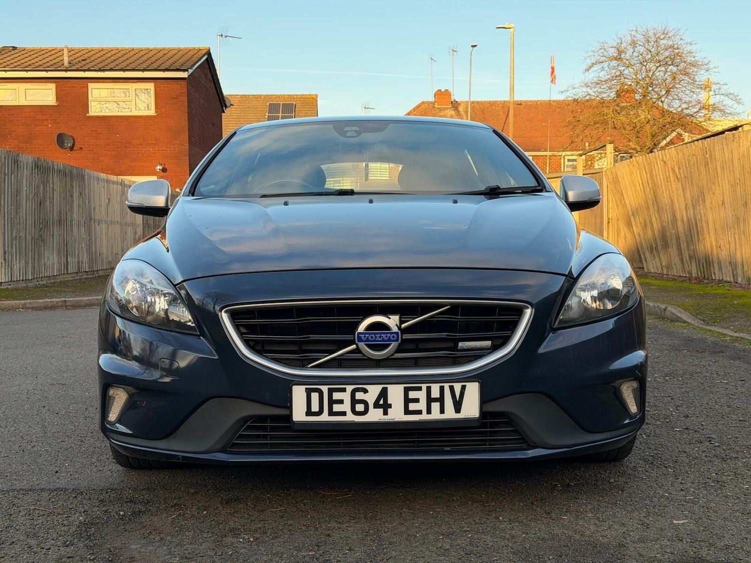 Used Volvo V40 for sale - 77082029: Photo 2