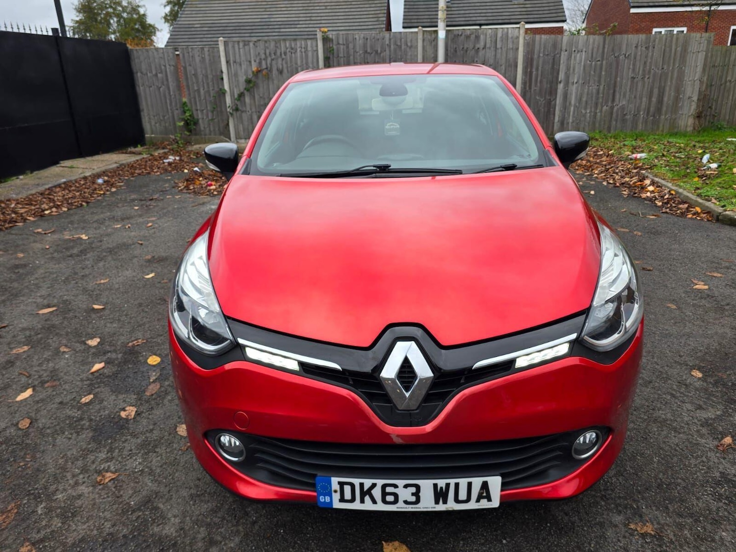 Used Renault Clio for sale - 76527817: Photo 8