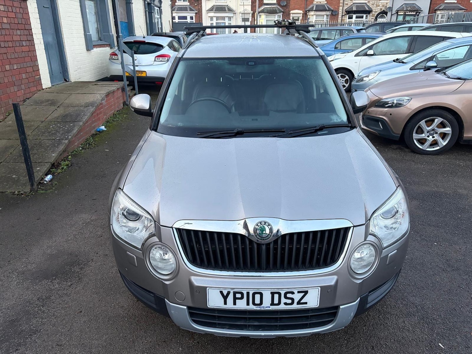 Used Skoda Yeti 2010 for sale - 76913409: Photo 2