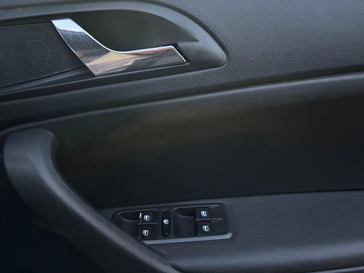 Used Skoda Yeti 2010 for sale - 76913409: Photo 36