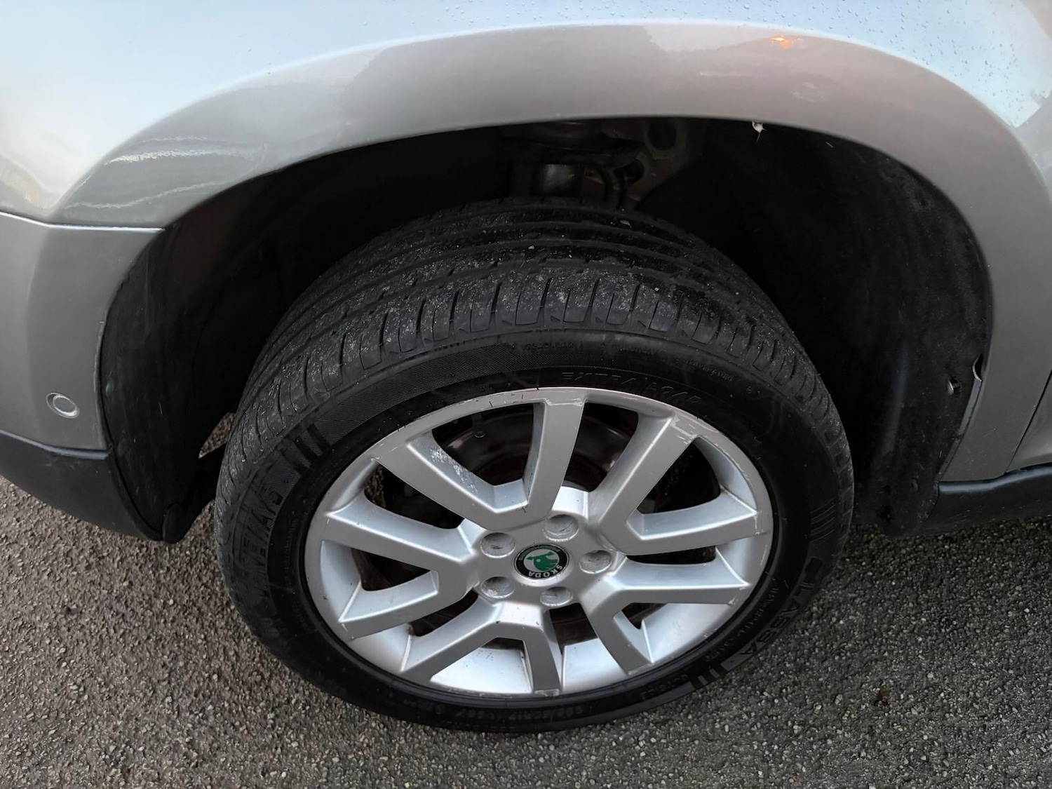 Used Skoda Yeti 2010 for sale - 76913409: Photo 42