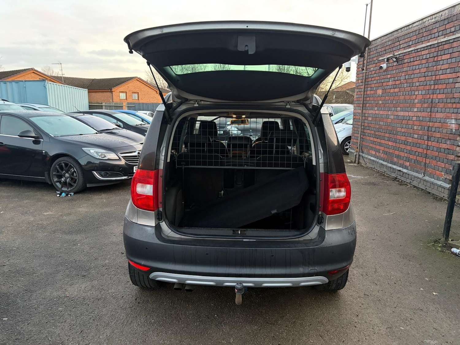 Used Skoda Yeti 2010 for sale - 76913409: Photo 46