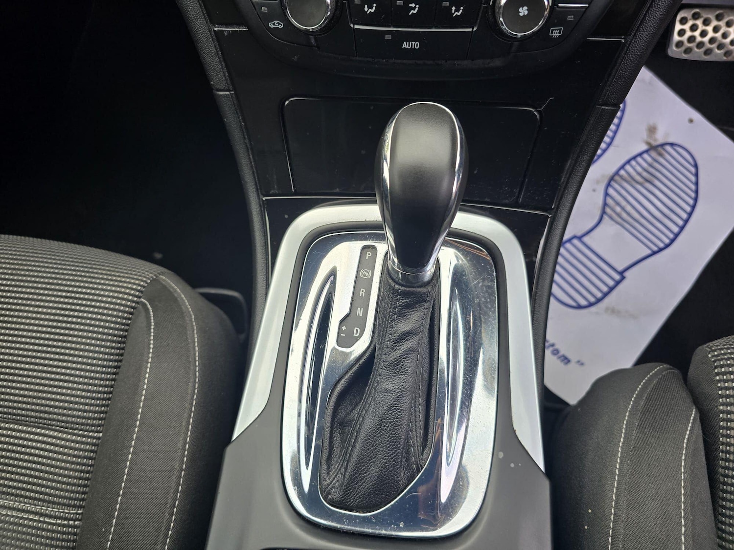 Used Vauxhall Insignia 2012 for sale - 76549838: Photo 33