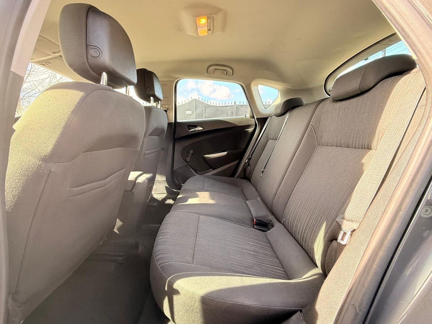 Used Vauxhall Astra for sale - 78141351: Photo 25