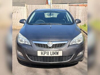 Used Vauxhall Astra 2011 for sale - 78141351: Photo