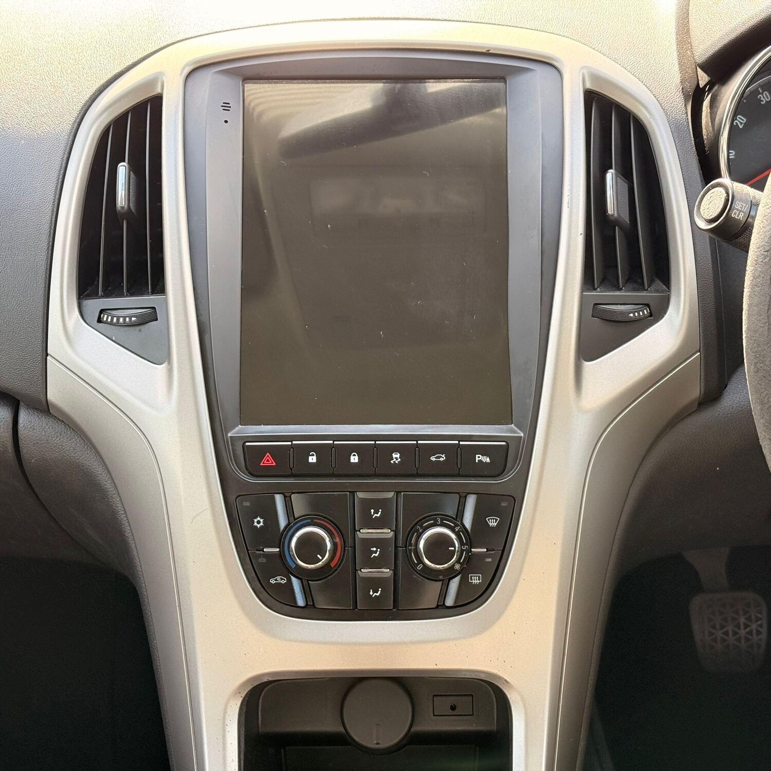 Used Vauxhall Astra for sale - 78141351: Photo 39