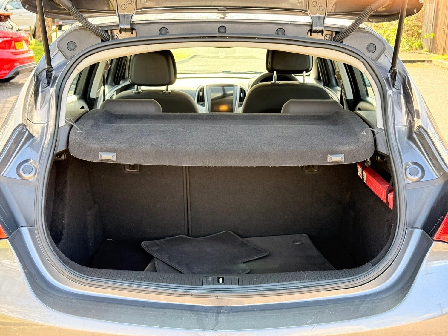 Used Vauxhall Astra for sale - 78141351: Photo 41