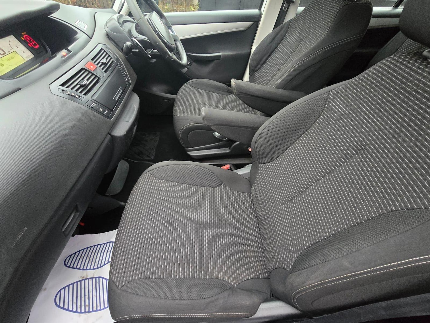 Used Citroen C4 Grand Picasso 2012 for sale - 76562183: Photo 43