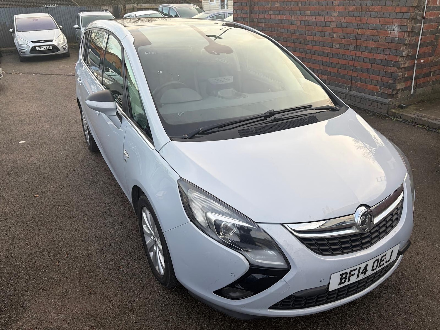 Used Vauxhall Zafira Tourer 2014 for sale - 76975972: Photo 2