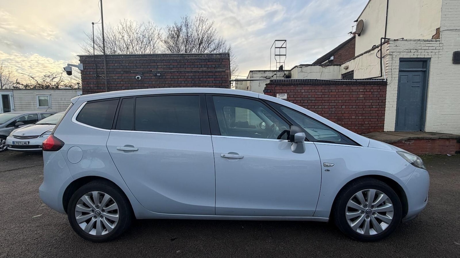 Used Vauxhall Zafira Tourer 2014 for sale - 76975972: Photo 29