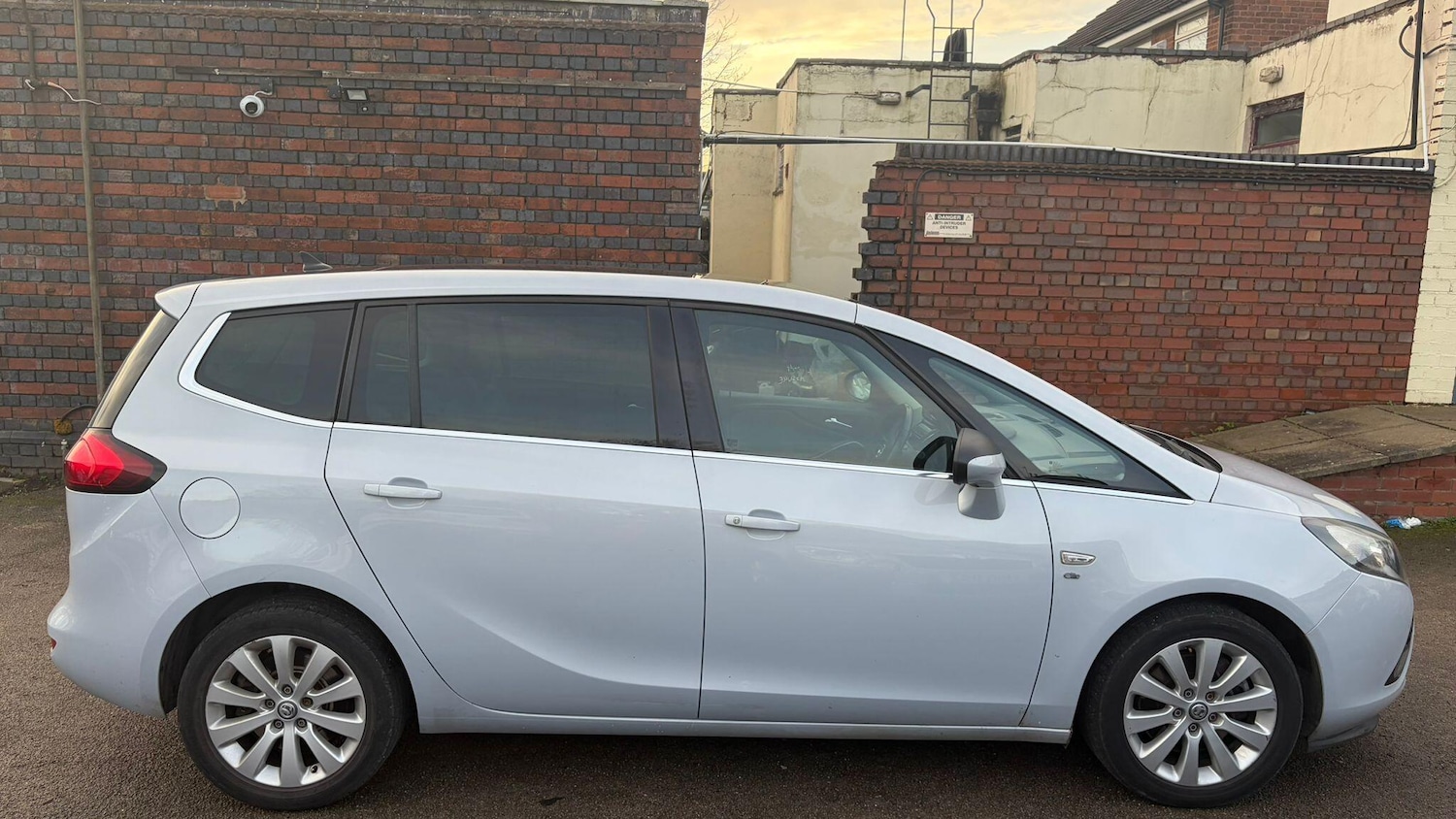 Used Vauxhall Zafira Tourer 2014 for sale - 76975972: Photo 30